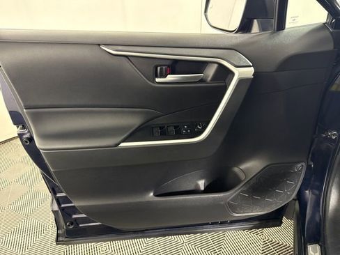 Used 2023 Toyota RAV4 XLE w/ Convenience Package image 24