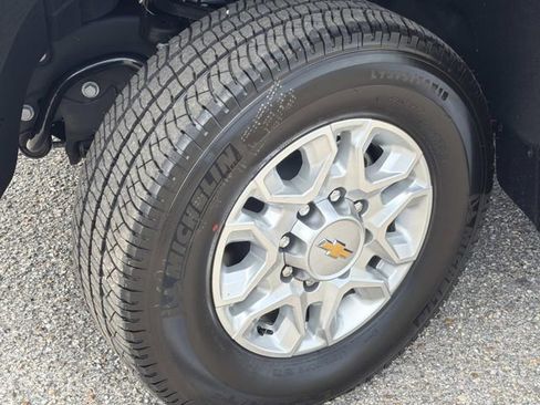 New 2026 Chevrolet Silverado 2500 LT w/ Convenience Package image 17