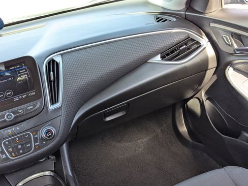 Certified 2024 Chevrolet Malibu LT image 17