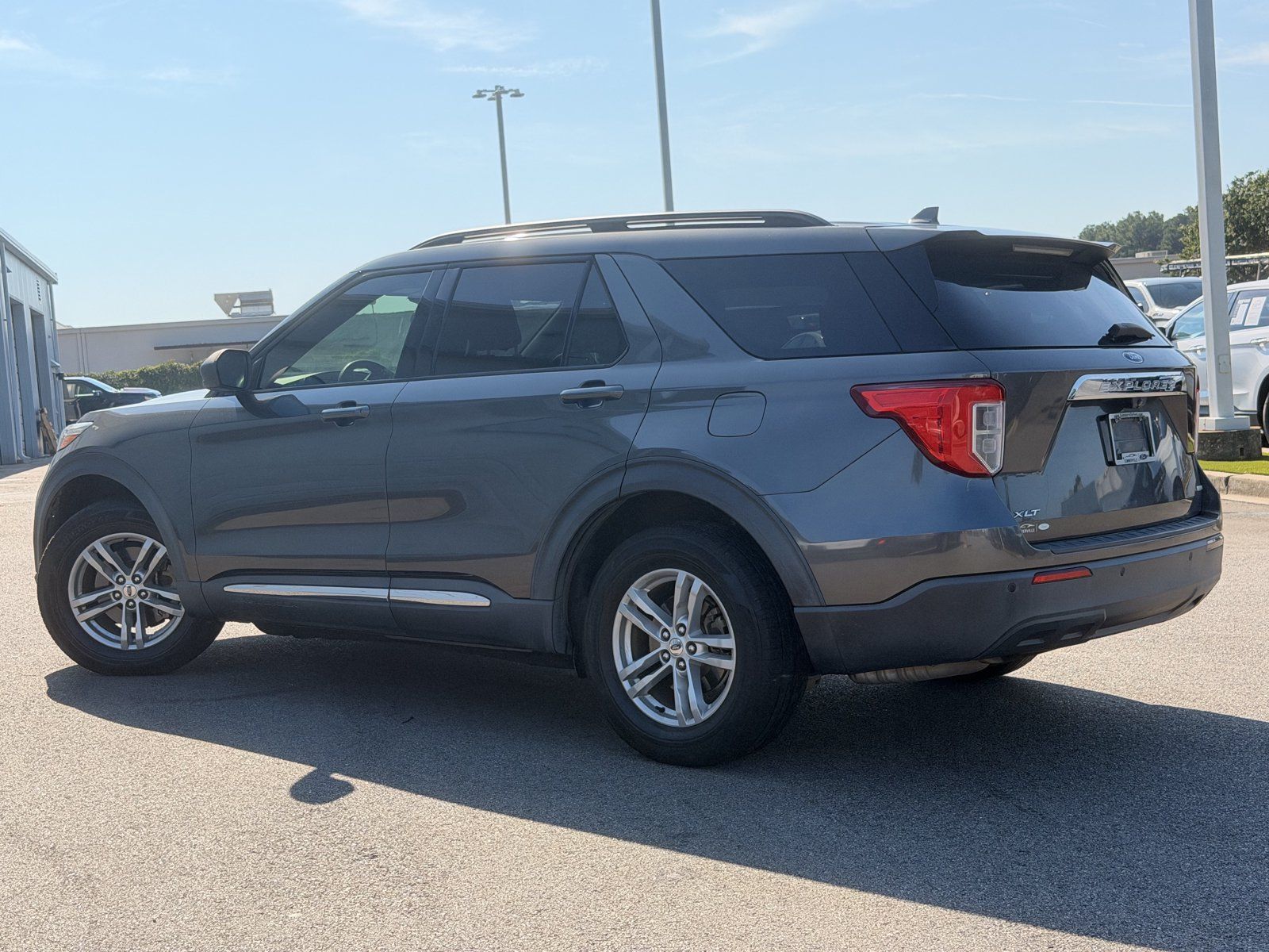 Used 2020 Ford Explorer XLT RWD image 10