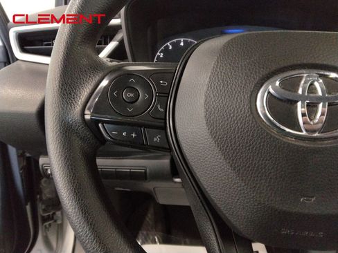Used 2024 Toyota Corolla LE image 12