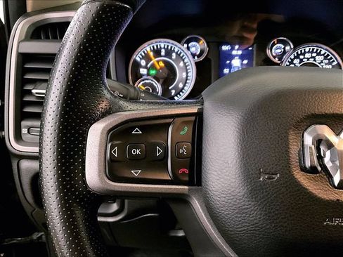 Used 2019 RAM 1500 Tradesman AWD/4WD image 18