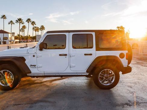 Certified 2022 Jeep Wrangler Unlimited Sport image 13