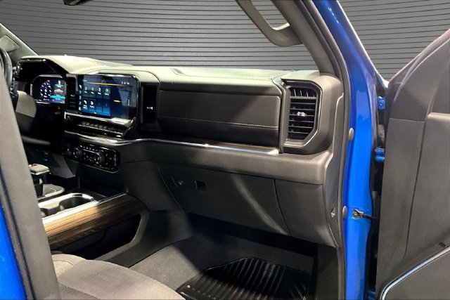 Certified 2024 Chevrolet Silverado 1500 RST AWD/4WD image 26