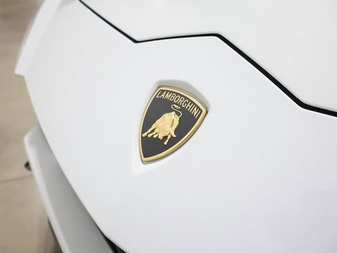 Used 2020 Lamborghini Urus image 88