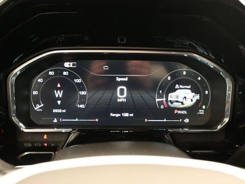 Used 2026 GMC Sierra 1500 SLE w/ Preferred Package image 12