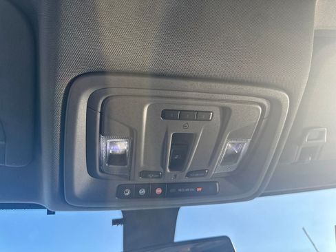 Used 2022 Chevrolet Silverado 2500 LT w/ Convenience Package AWD/4WD image 15