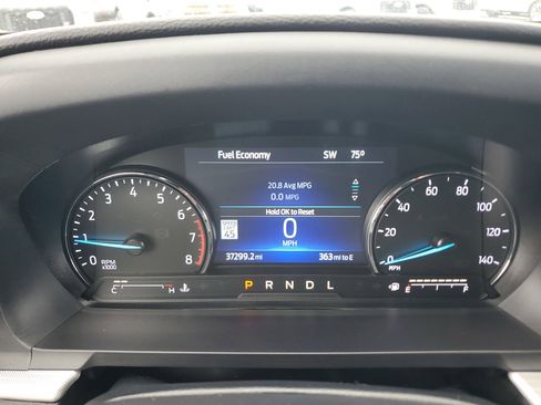 Used 2023 Ford Explorer XLT w/ Equipment Group 202A image 25