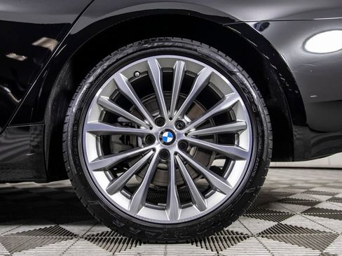 Used 2023 BMW 530i w/ Convenience Package RWD image 41
