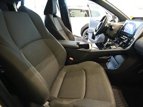 Certified 2025 Subaru Solterra AWD/4WD image 22