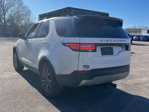 Used 2018 Land Rover Discovery HSE image 3