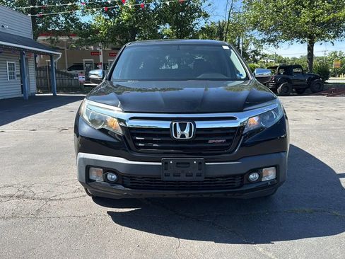 Used 2018 Honda Ridgeline Sport image 2