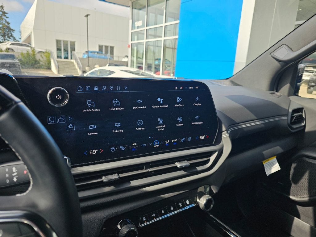 Used 2026 Chevrolet Silverado EV LT AWD/4WD image 28