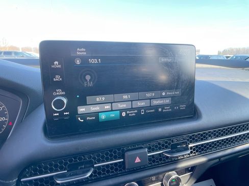 Used 2024 Honda HR-V EX-L image 17