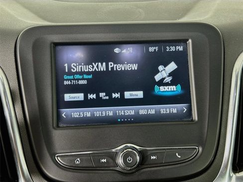 Used 2018 Chevrolet Equinox LT FWD image 14