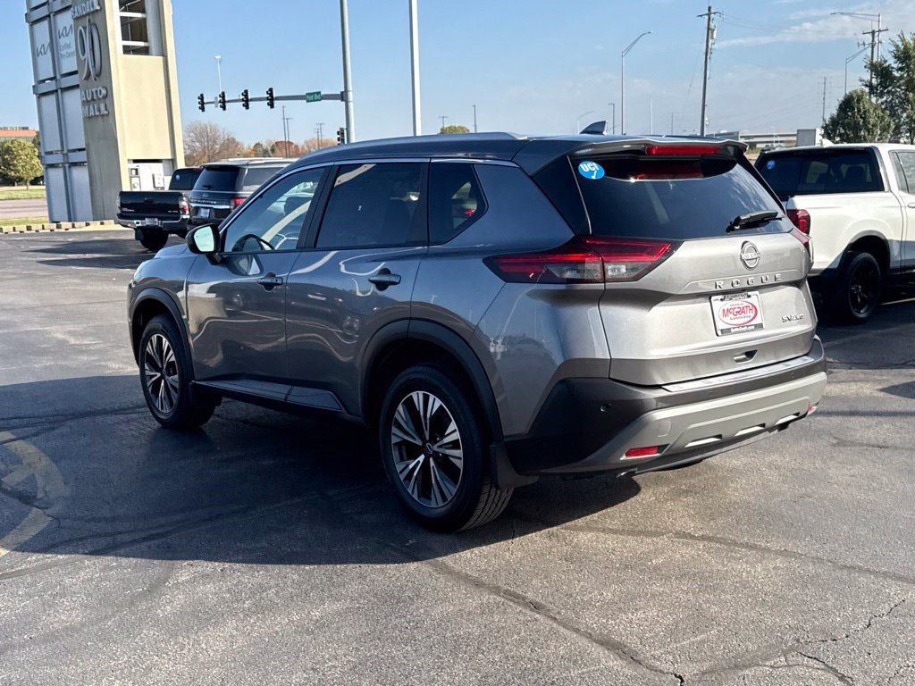 Used 2023 Nissan Rogue SV w/ SV Premium B Package AWD/4WD image 9