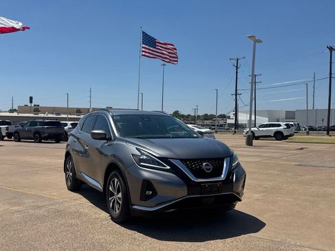 Certified 2024 Nissan Murano SV FWD image 2