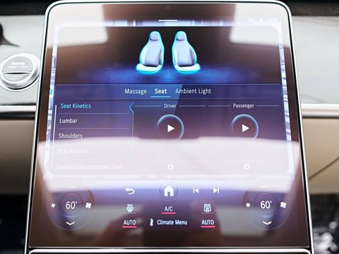 Used 2024 Mercedes-Benz S 580e 4MATIC Sedan image 79