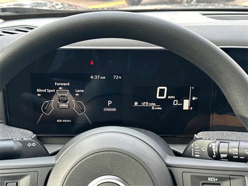 New 2025 Nissan Kicks SV w/ SV Premium Package image 17