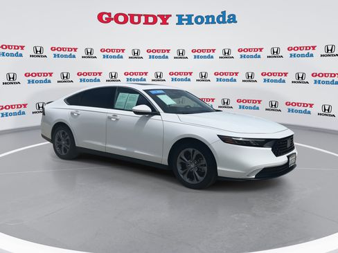 Certified 2023 Honda Accord EX image 2