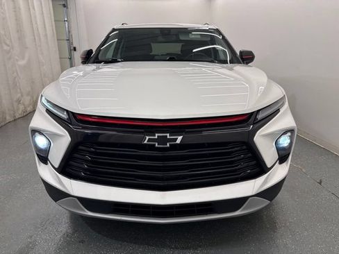 Used 2023 Chevrolet Blazer LT w/ Convenience Package FWD image 4