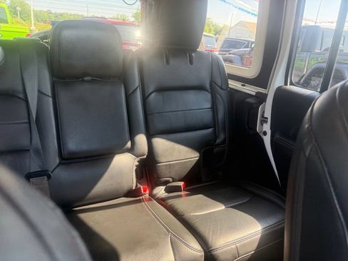 Certified 2019 Jeep Wrangler Unlimited Sahara AWD/4WD image 64