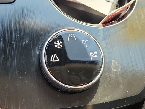 Used 2023 Nissan Rogue SL w/ SL Premium Package image 22