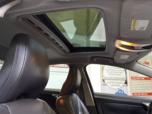 Used 2014 Volvo S60 T5 FWD image 14