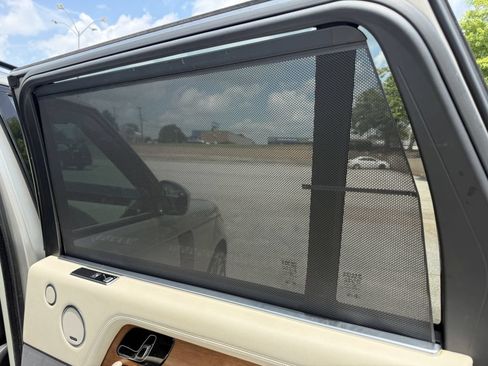 Used 2019 Land Rover Range Rover Long Wheelbase Supercharged AWD/4WD image 33