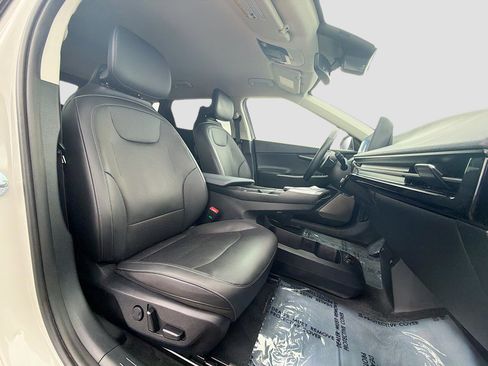 Used 2024 Kia EV6 Wind AWD/4WD image 32