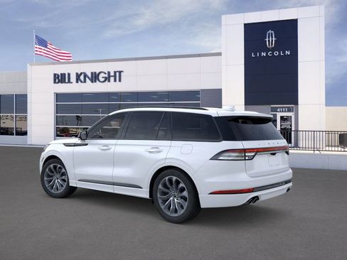 New 2025 Lincoln Aviator AWD w/ Jet Appearance Package image 4