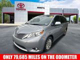 Used 2017 Toyota Sienna XLE image 3