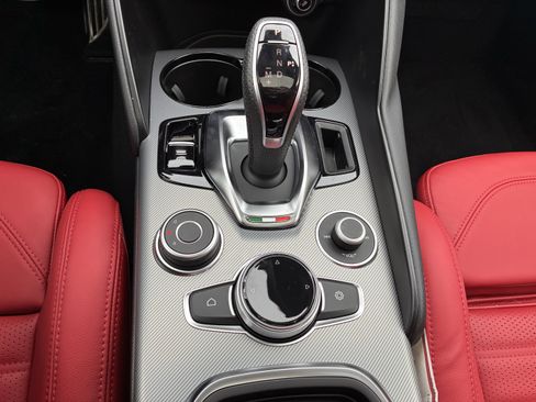 New 2026 Alfa Romeo Giulia AWD image 19