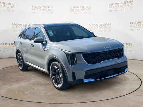 New 2026 Kia Sorento S w/ S Panoramic Sunroof Package FWD image 7