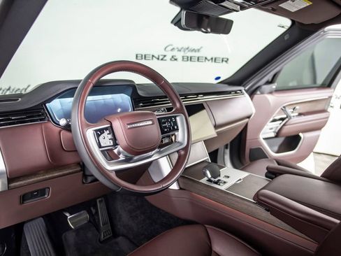 Used 2024 Land Rover Range Rover SE AWD/4WD image 20