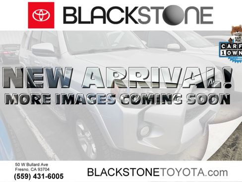Used 2016 Toyota 4Runner SR5 AWD/4WD image 1