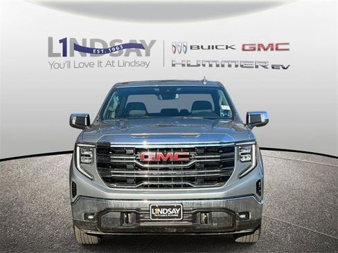 Certified 2025 GMC Sierra 1500 SLT image 6