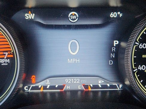 Used 2019 Jeep Cherokee Trailhawk w/ Cold Weather Group image 12