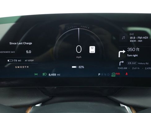 Used 2023 Lucid Air Touring image 13