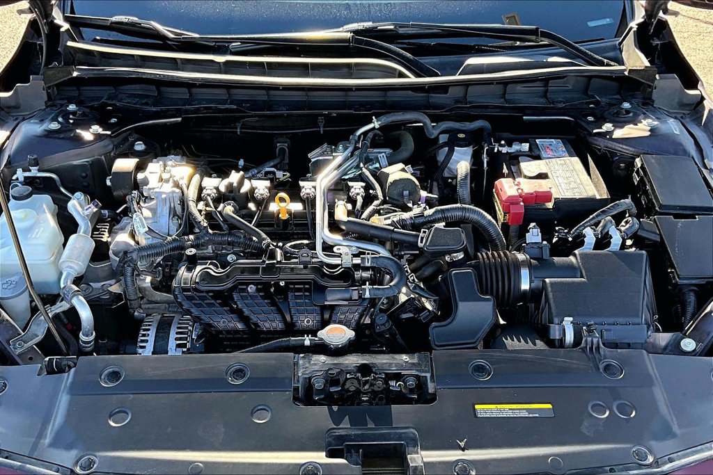 Used 2025 Nissan Altima 2.5 SV FWD image 28
