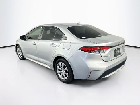 Used 2022 Toyota Corolla LE FWD image 5