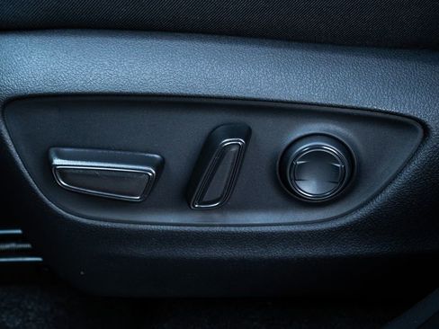 New 2025 Toyota RAV4 XLE w/ Convenience Package image 21