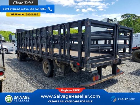Used 2018 Isuzu NPR RWD image 3