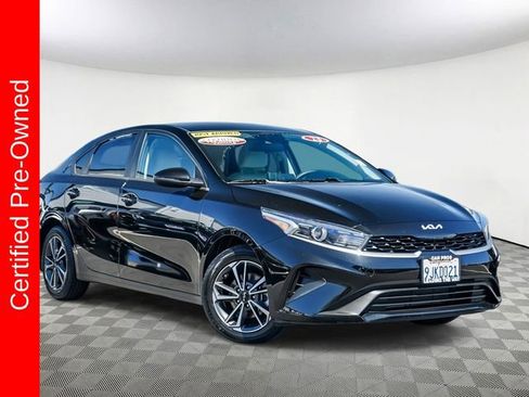 Certified 2023 Kia Forte LXS w/ LXS Technology Package FWD image 2