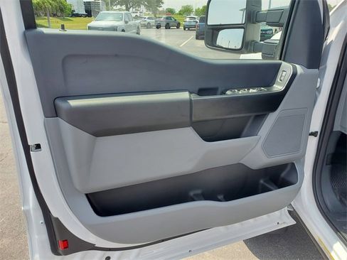 New 2025 Ford F450 XL w/ XL Chrome Package image 13