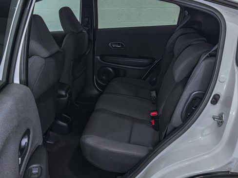 Used 2022 Honda HR-V Sport image 14