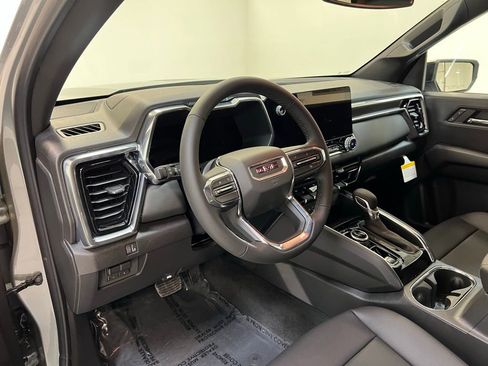 New 2026 GMC Canyon Elevation w/ Convenience Package image 15