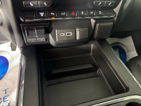 Used 2021 Chevrolet Silverado 1500 LT image 21