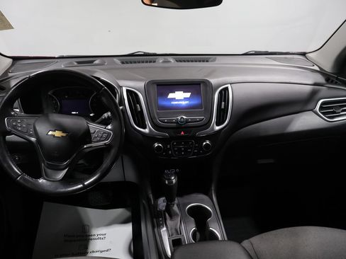 Used 2021 Chevrolet Equinox LT AWD/4WD image 17