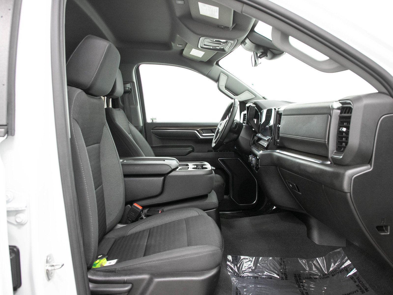 Used 2023 Chevrolet Silverado 1500 LT AWD/4WD image 13